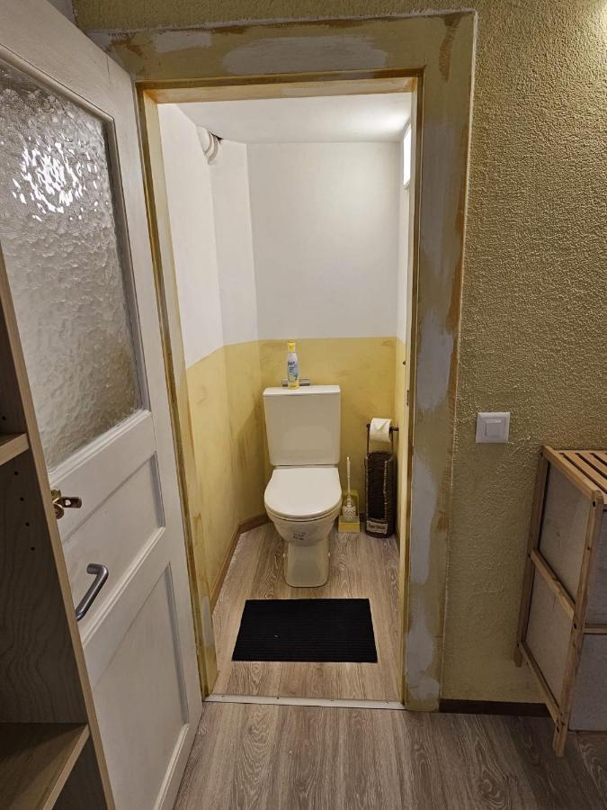 Airolo With Private Parking Apartment Exterior photo